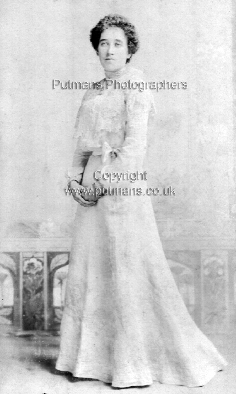 Stevens Lily - 2nd wife of Jack Oliver