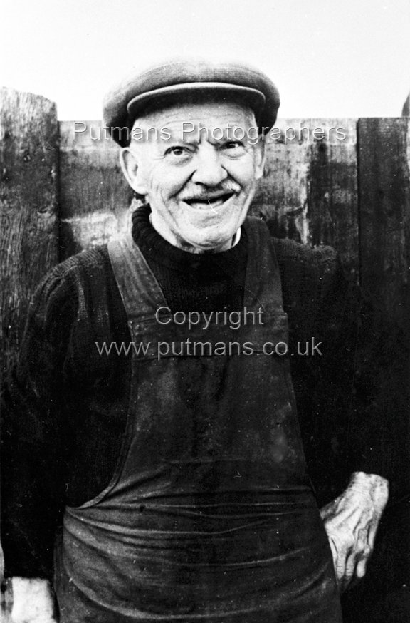 Sharman 'Slotty' William -Cobbler, North St