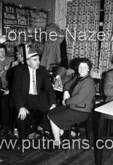 Shaw Ken & Edna 31-12-1962