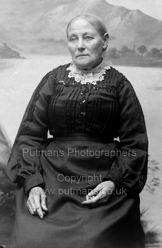 Ward Eliza wife of John. Louvain Station St