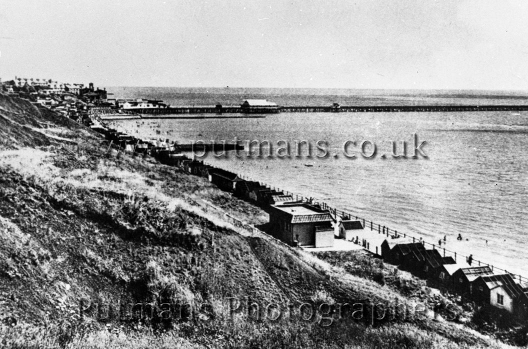 Ref 1178 Pier from Southcliff