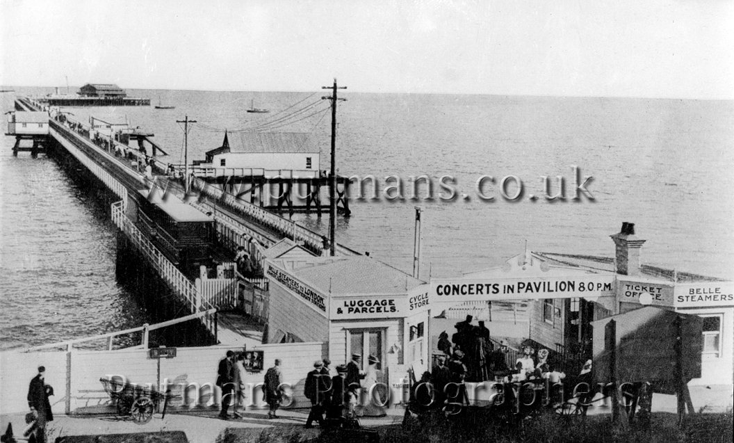 Ref 144 Pier c1910