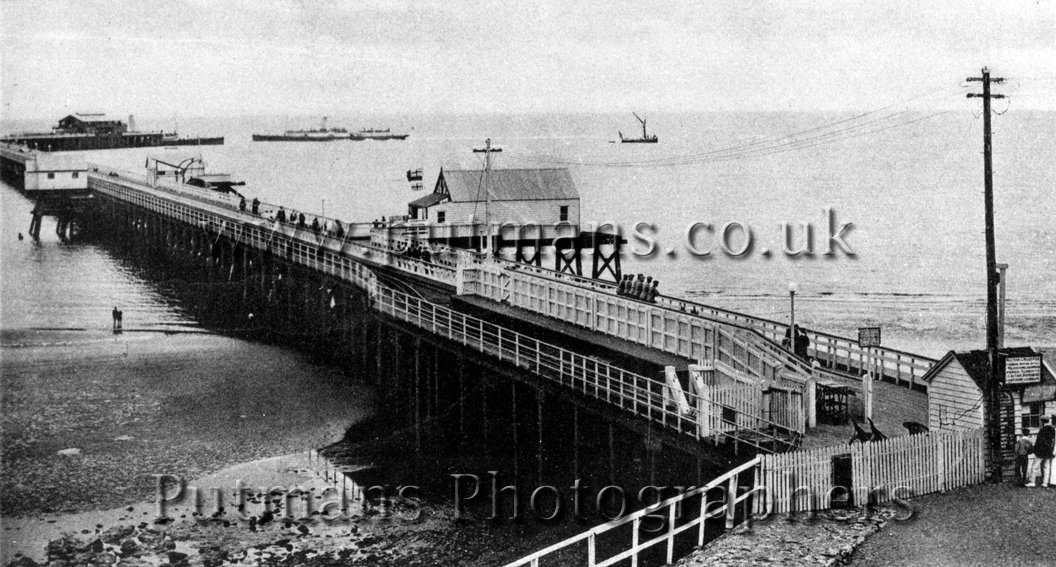 Ref 167-21A Pier c1900