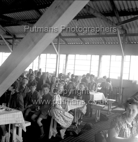 Ref 2561 Pier Cafe 28.5.1949