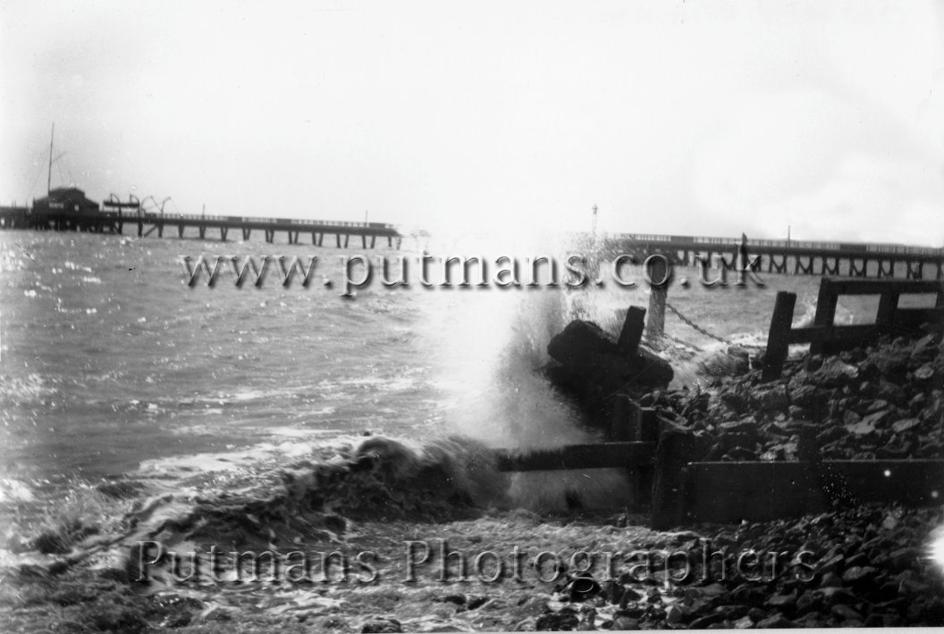 Ref 414 c1900 Remains of first pier in foreground