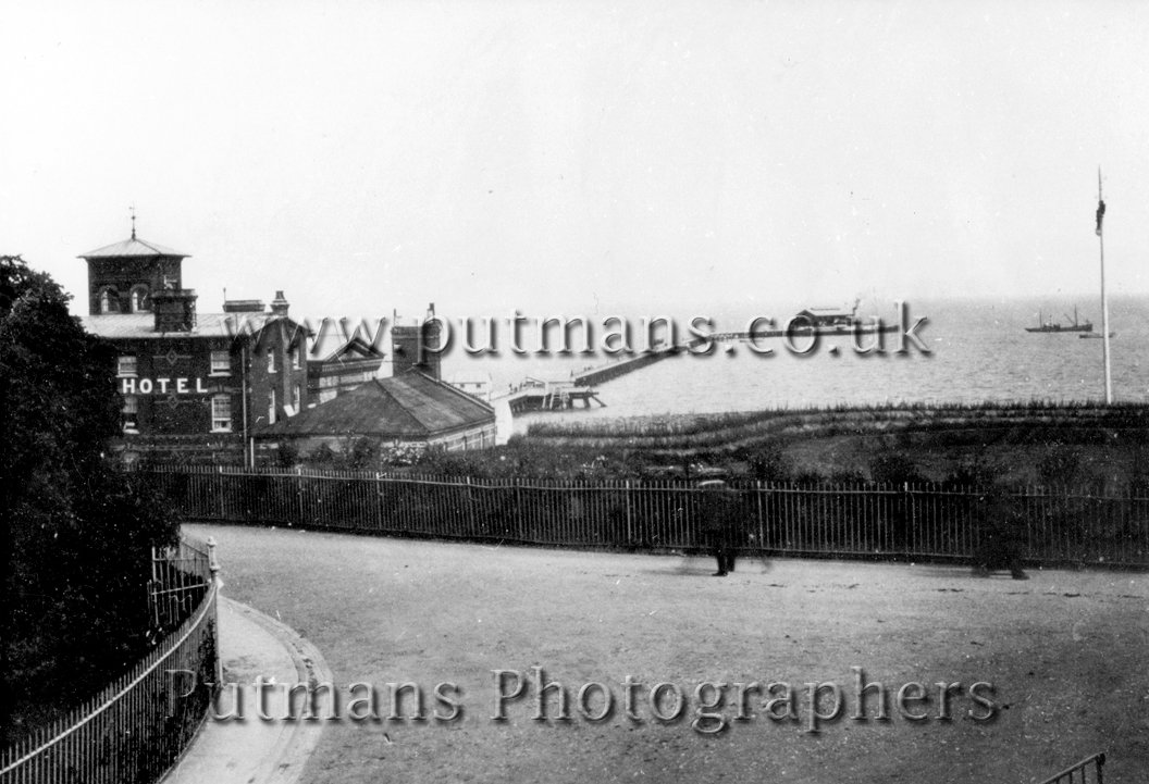 Ref 444 Pier Hotel & Pier from The Crescent c1920