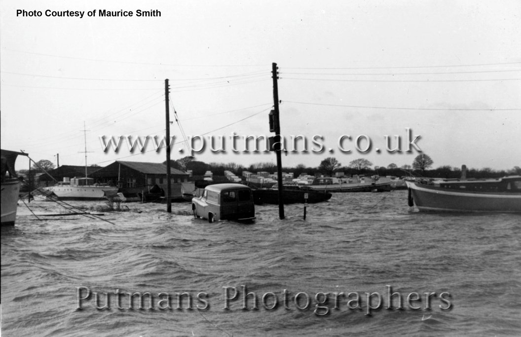 Ref 1344 High water at Yacht Club - Nipper Norman's van marooned