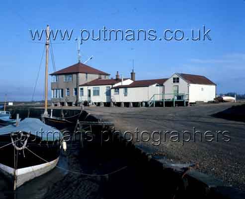 Ref 1501 Yacht Club 1971