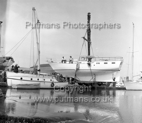 Ref 2452 Halls Boatyard boat launch 18th April 1973