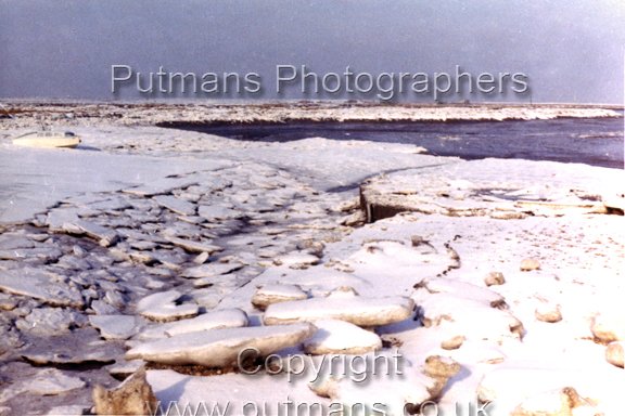 Ref 2771 River frozen 1963