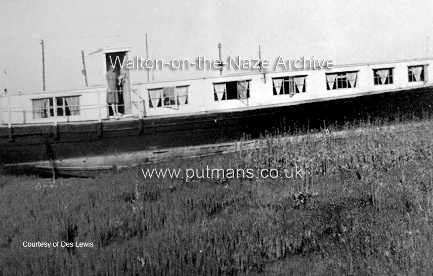 Ref 2824 Houseboat "Onward" 1945