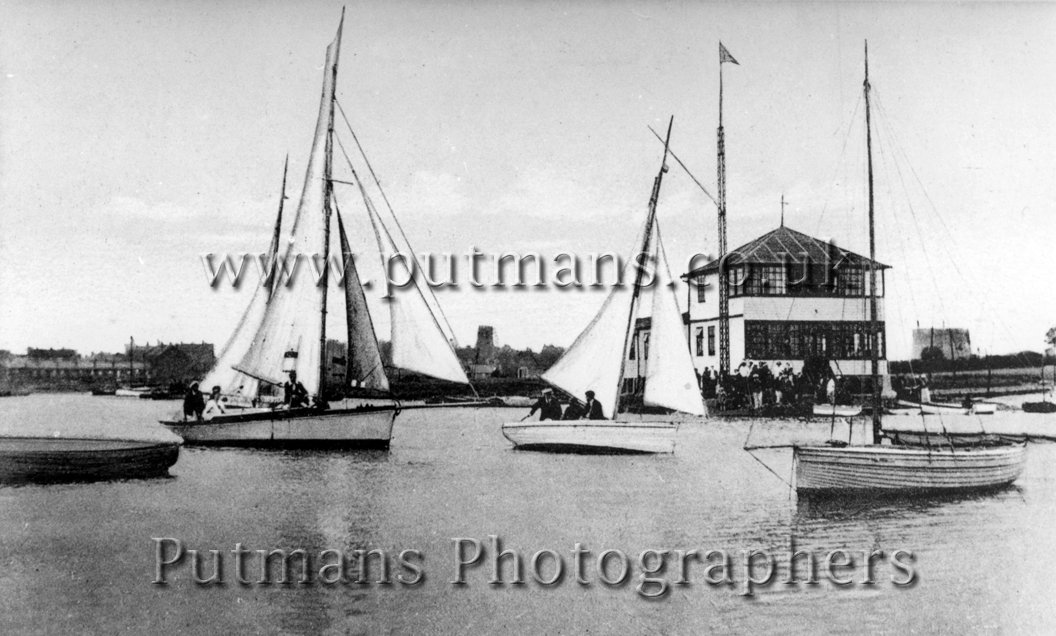 Ref 371 Yachting at Yacht Club