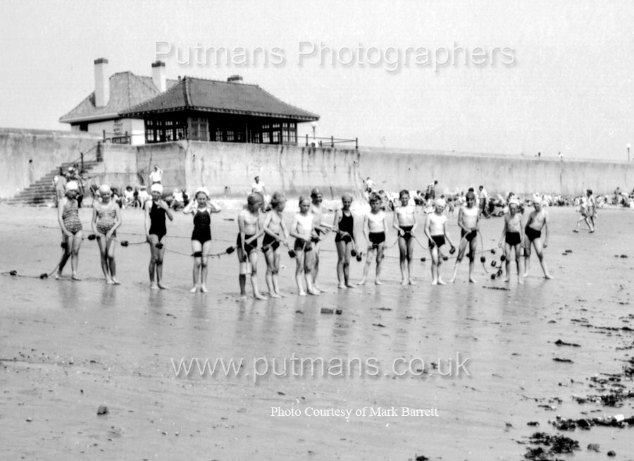 Ref J4 Swimming lessons in the North Sea 1954/55