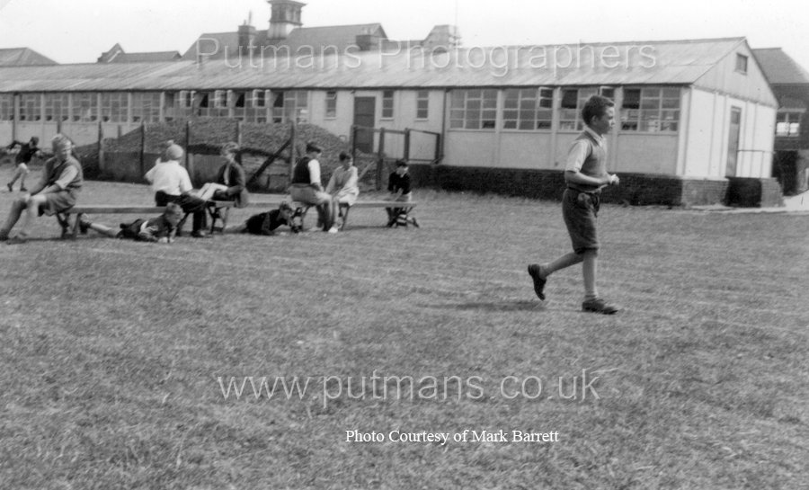 Ref T5 Sports Day 1957