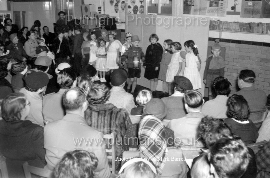 Ref V5 Christmas Concert 1957