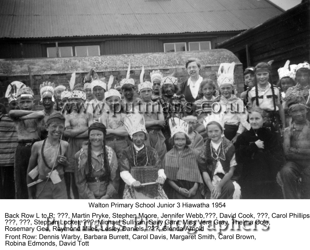 1954 Junior 3 Hiawatha play