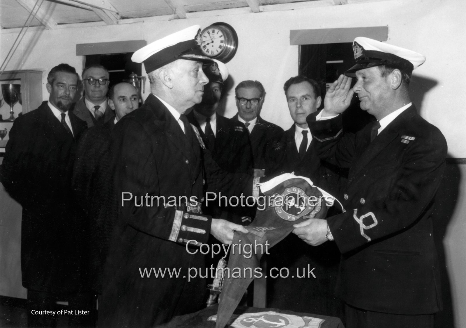 Ref 2669 Capt Dunn presentation Charlie Keen