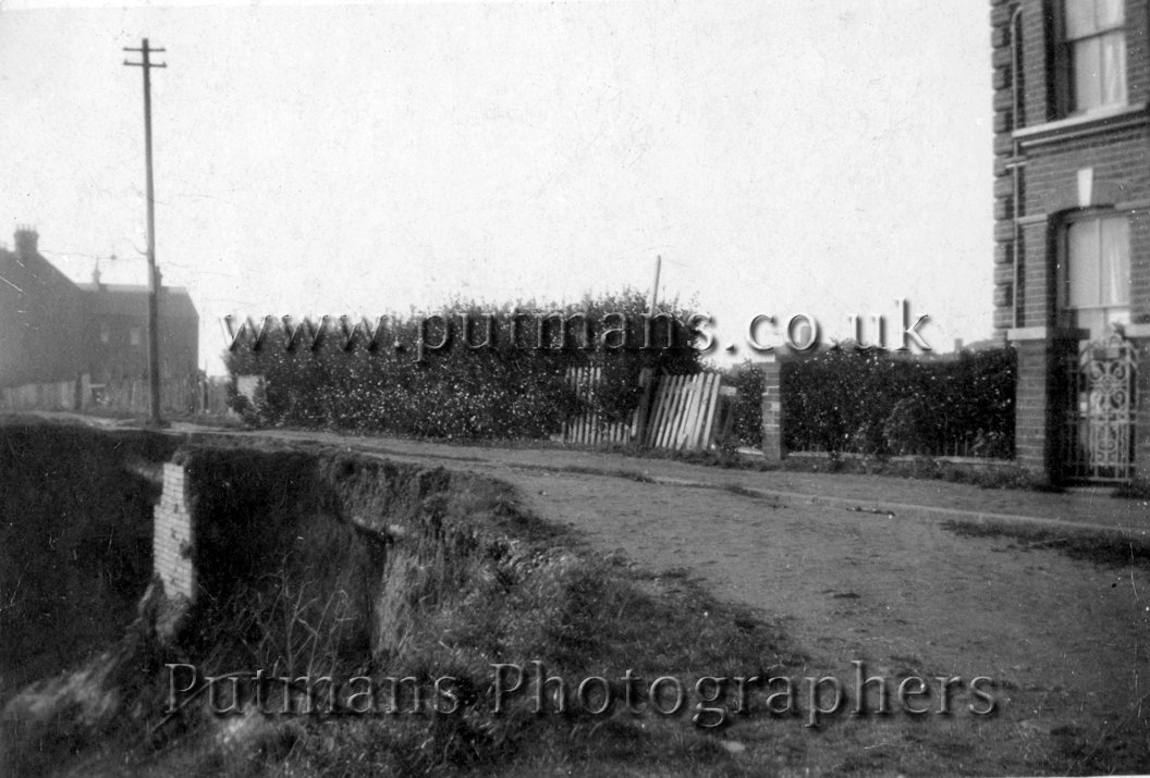 Ref 1068 Cliff ereosion
