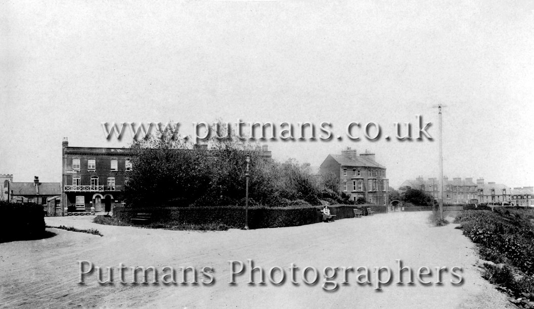Ref 1293 Gardens and Cliff Road by Railway Station
