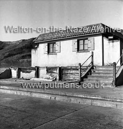 Ref 1768 Toilets 1949