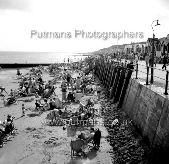 Ref 2033 Pier Beach 1966