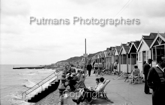 Ref 2189 Southcliff Promenade 1956