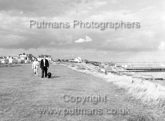 Ref 2364 Southcliff cliff top