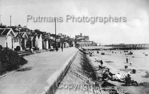 Ref 2744 Southcliff at end of short promenade
