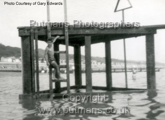 Ref 2855 Diving platform