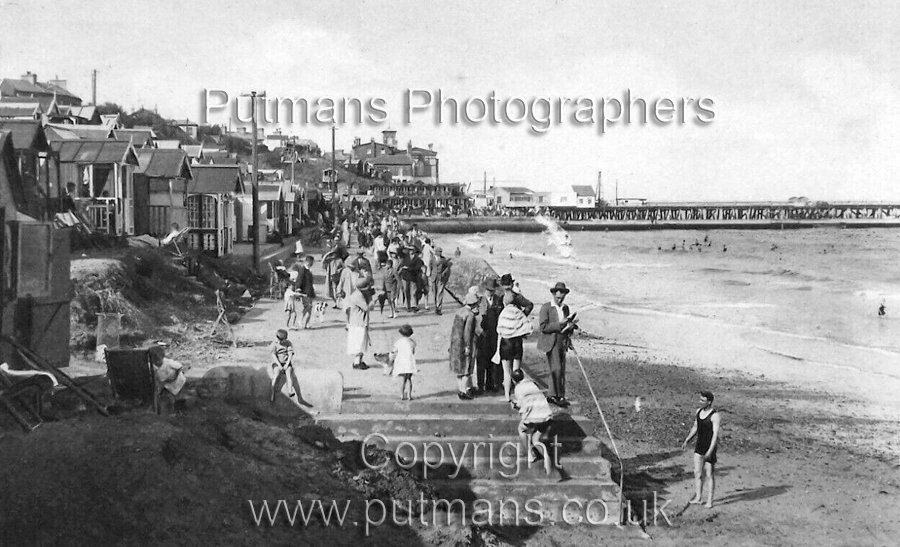 Ref 2908 Southcliff short promenade