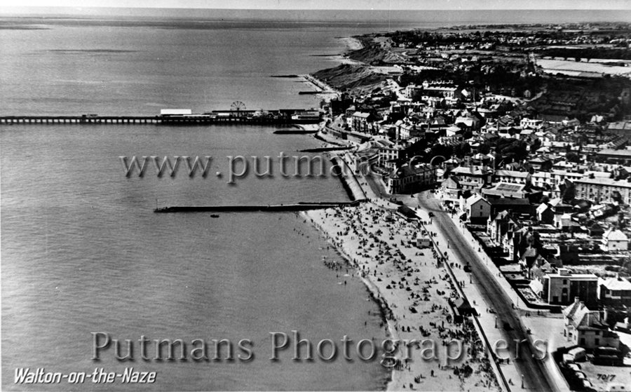 Ref 119 Aerial view of town c1950