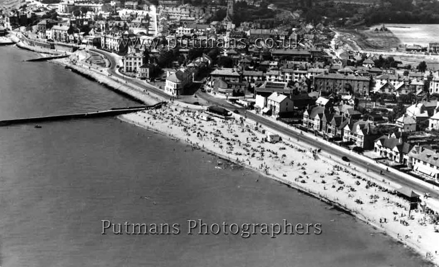 Ref 1476 Aerial view
