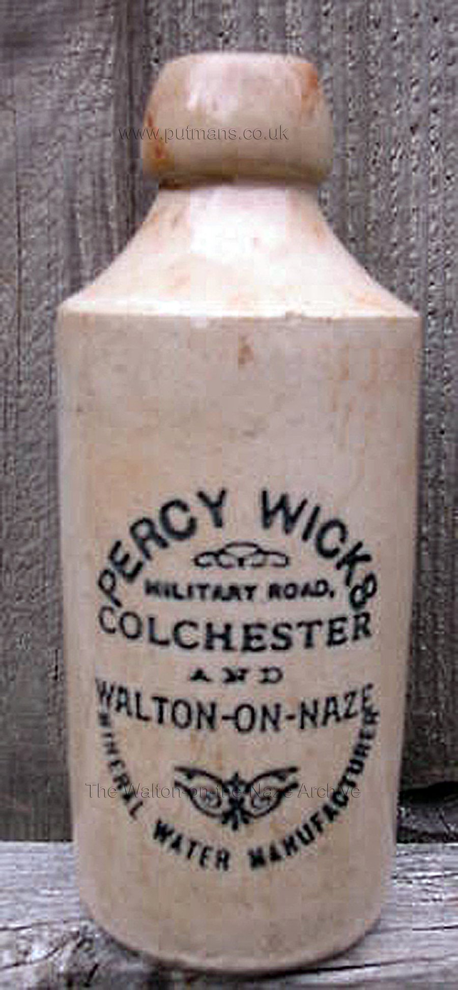 Ref 1645 Wicks Ginger Beer bottle c1901