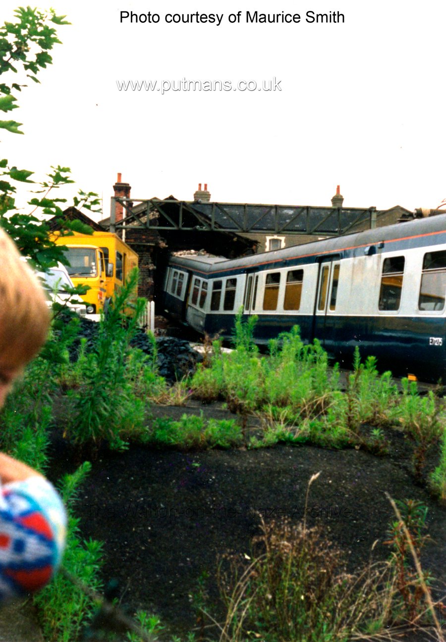 Ref 1729 Rail Crash August 1987