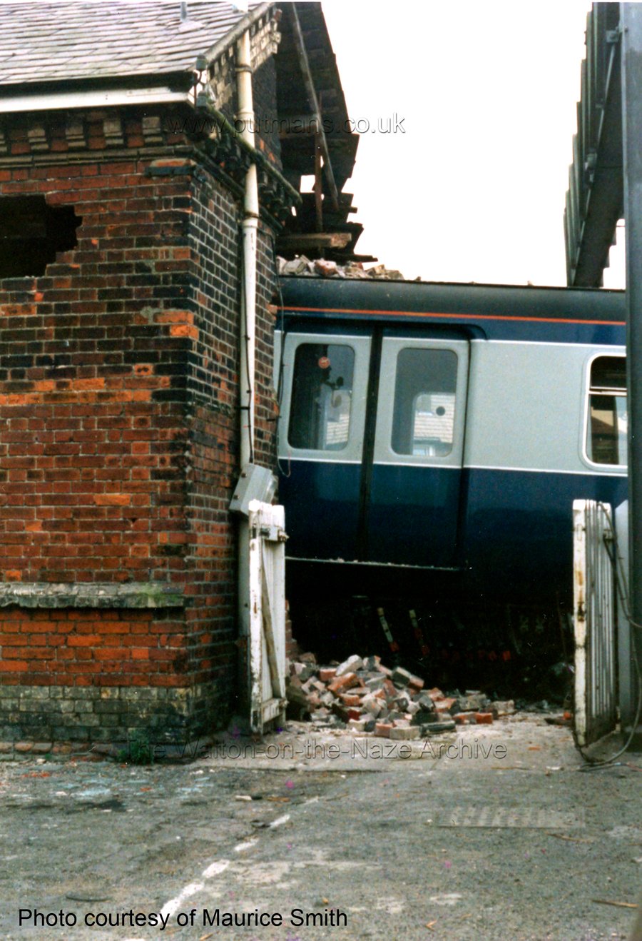 Ref 1732 Rail Crash August 1987