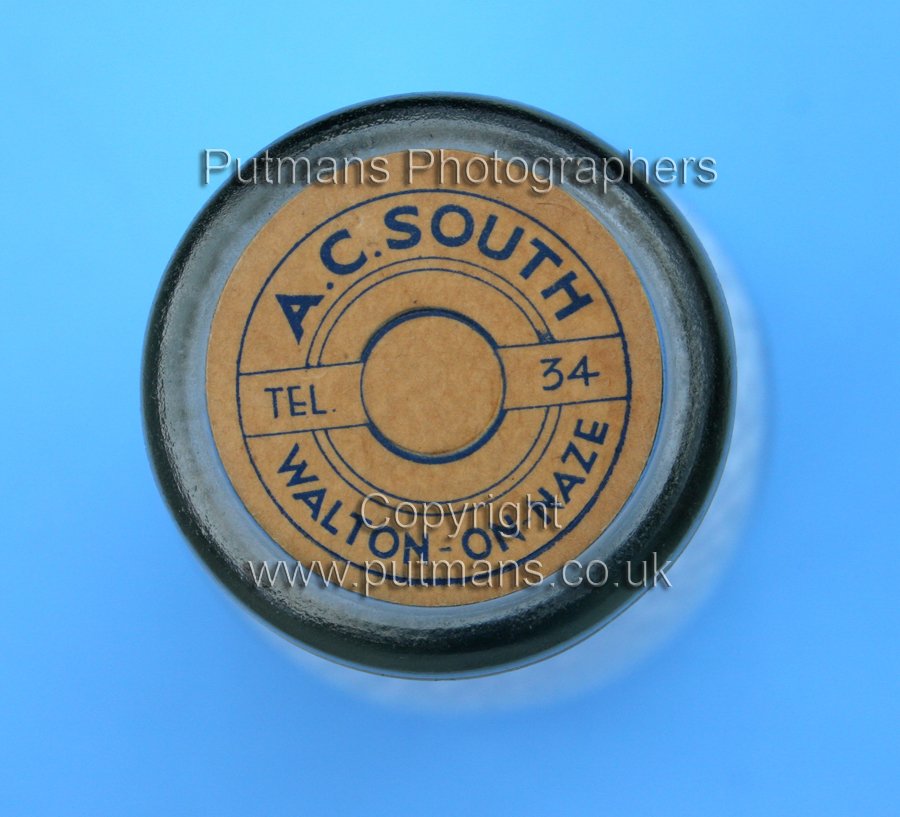 Ref 2863 South Milk bottle top