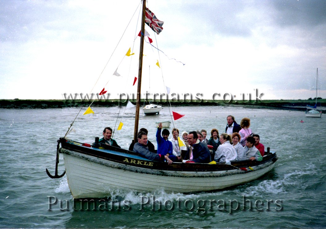 Barbecue Stone Point - Reg Chumbley & guests in Arkle