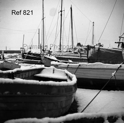 Ref 821