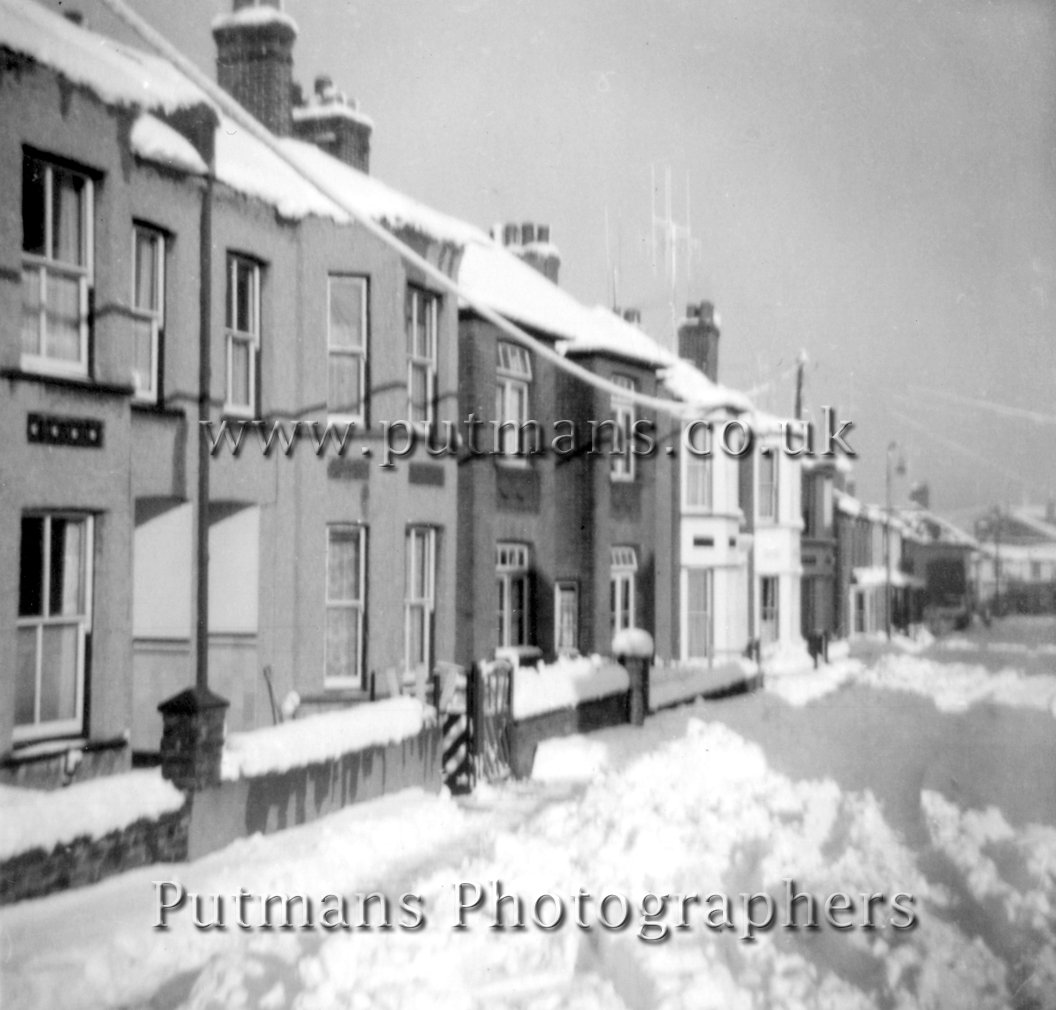 Ref 1067 Station St 1963