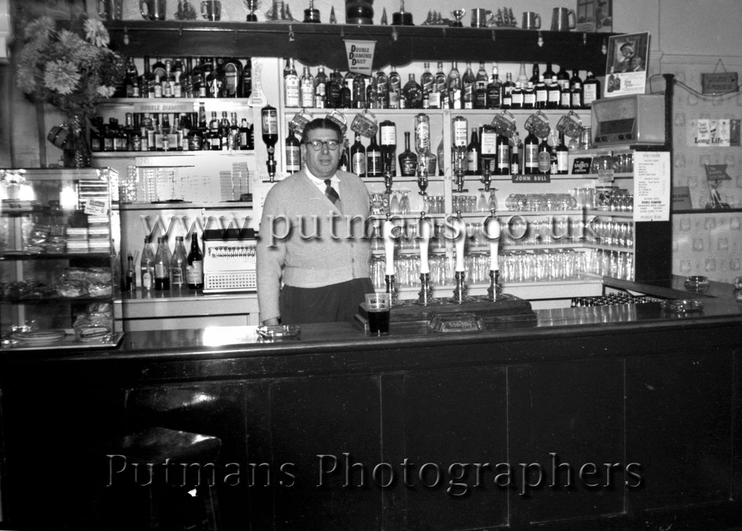Ref 1387 Bert Lindsell -The Victory Public Bar 1961