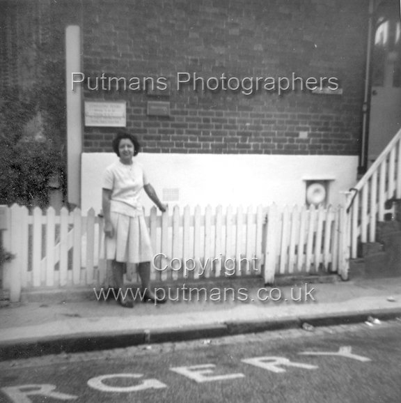 Ref 1963 Dr. Johnson's surgery entrance North Street