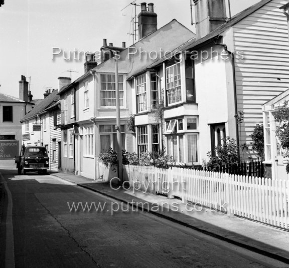 Ref 2072 Suffolk Street 1974