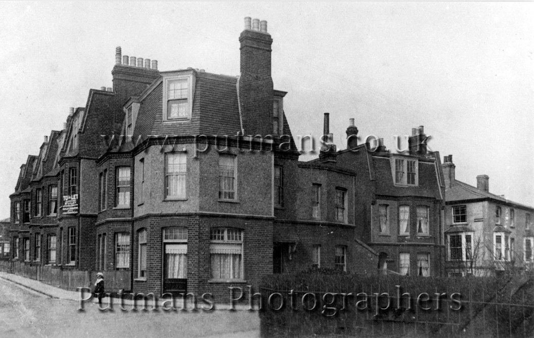 Ref 306 New Pier Street