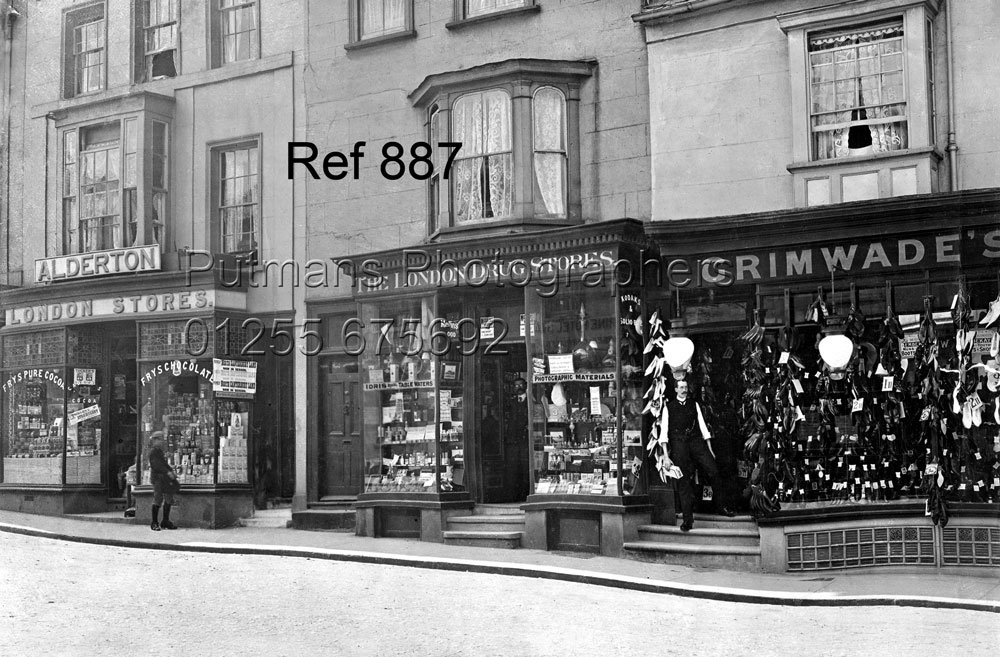 Ref 887 Old Pier Street shops