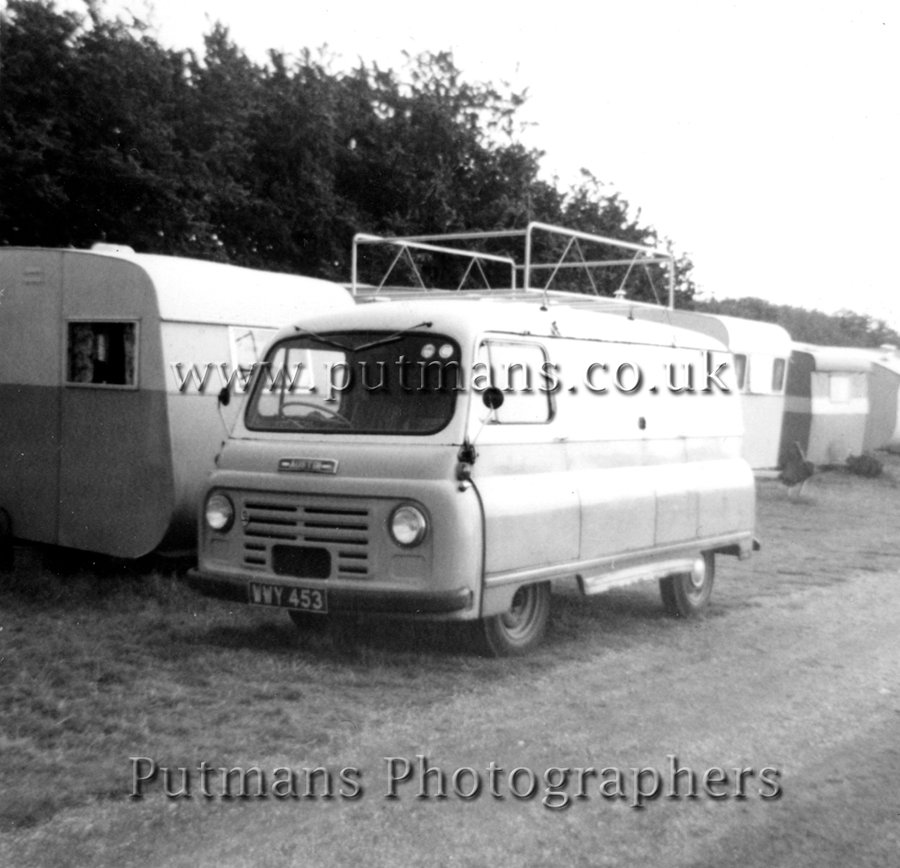 Ref 1053 Typical 1950s caravan and van