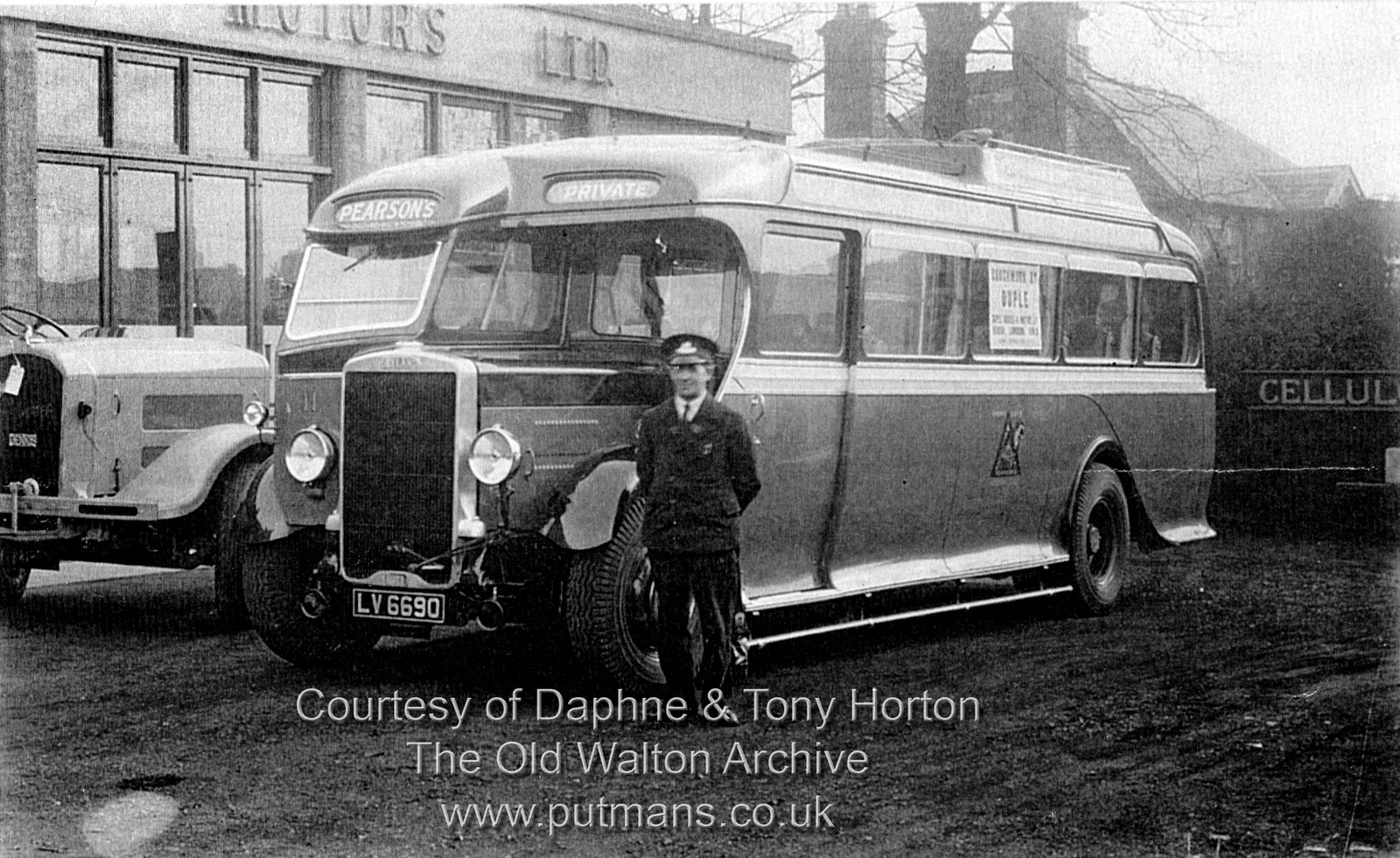 Ref 3227 Pearson Coach (but where?)